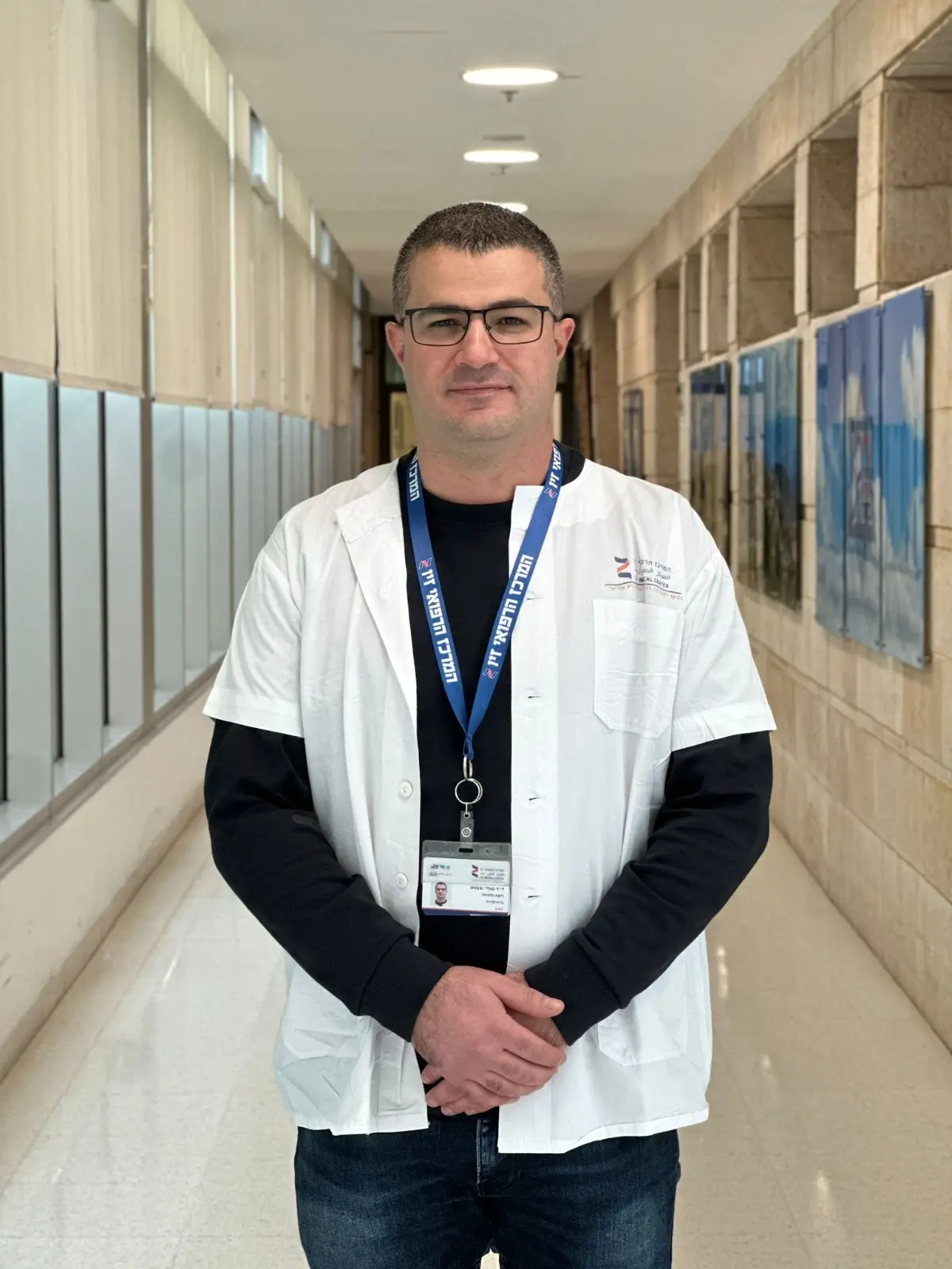 د.فادي شباط، طبيب مختص في قسم الأعصاب والمسؤول عن عيادة الباركنسون في المركز الطبي “زيڤ” في صفد|تصوير المركز الطبي زيڤ